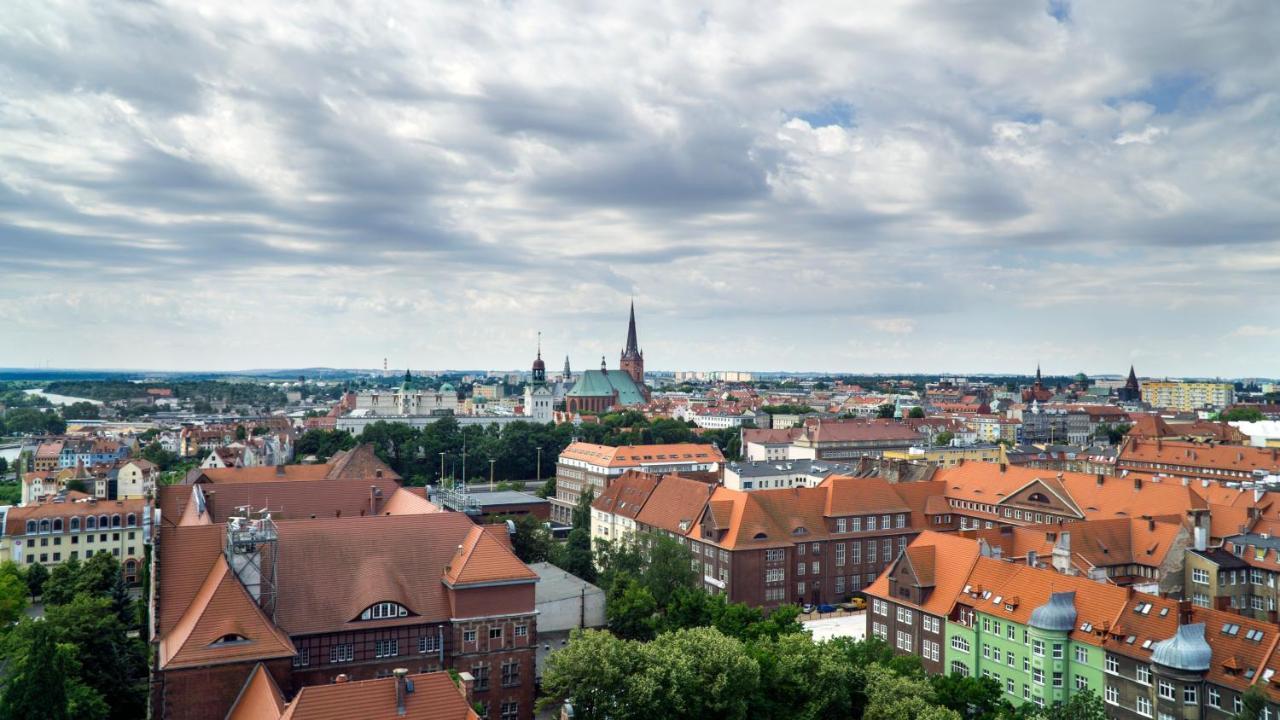 Auberge de jeunesse Studencki Dom Marynarza Pasat à Szczecin Extérieur photo